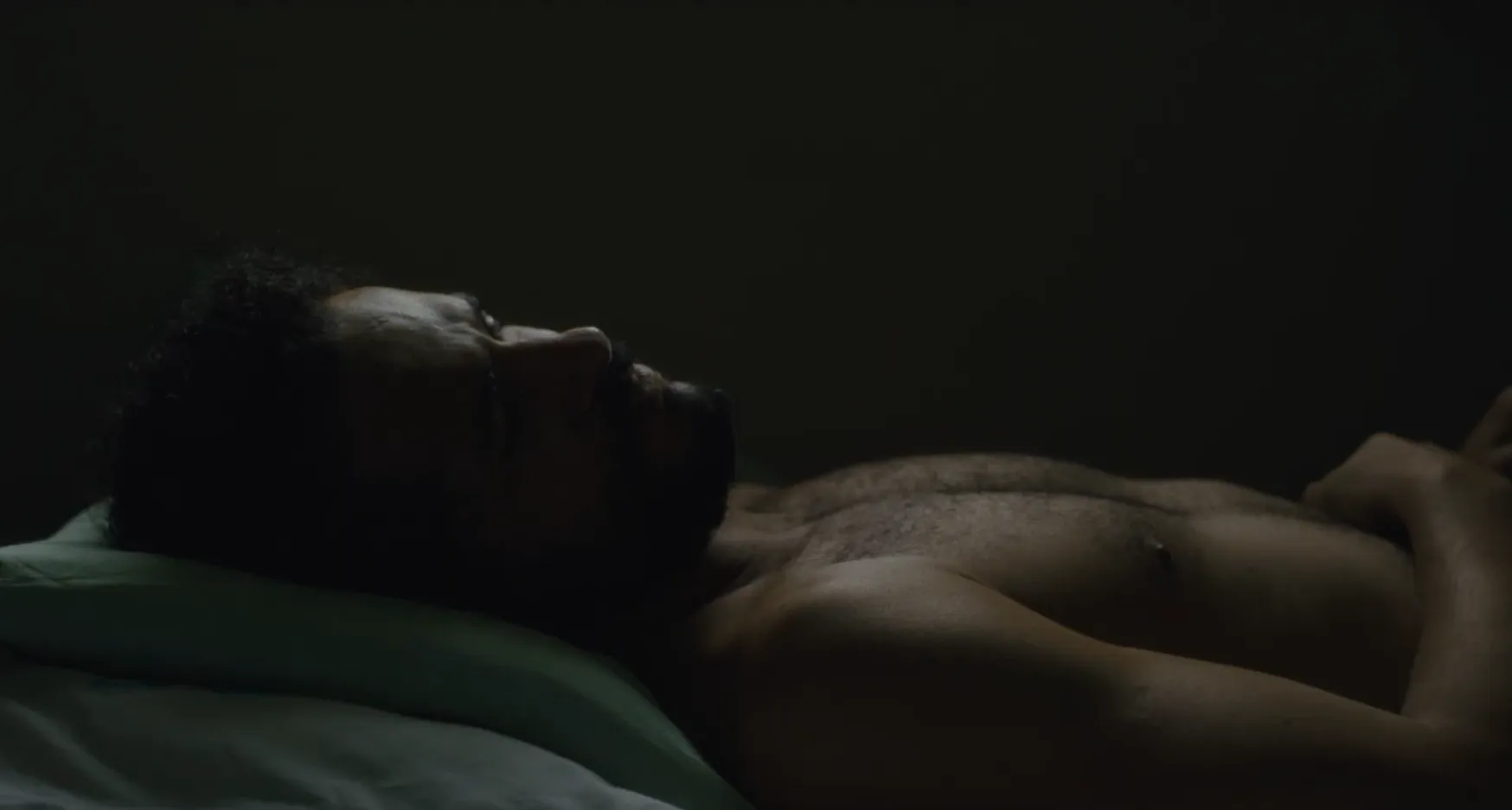 Antes da estreia em Gramado, Leite em Pó ganha teaser e revela primeiras imagens do novo longa de Carlos Segundo_CAPA